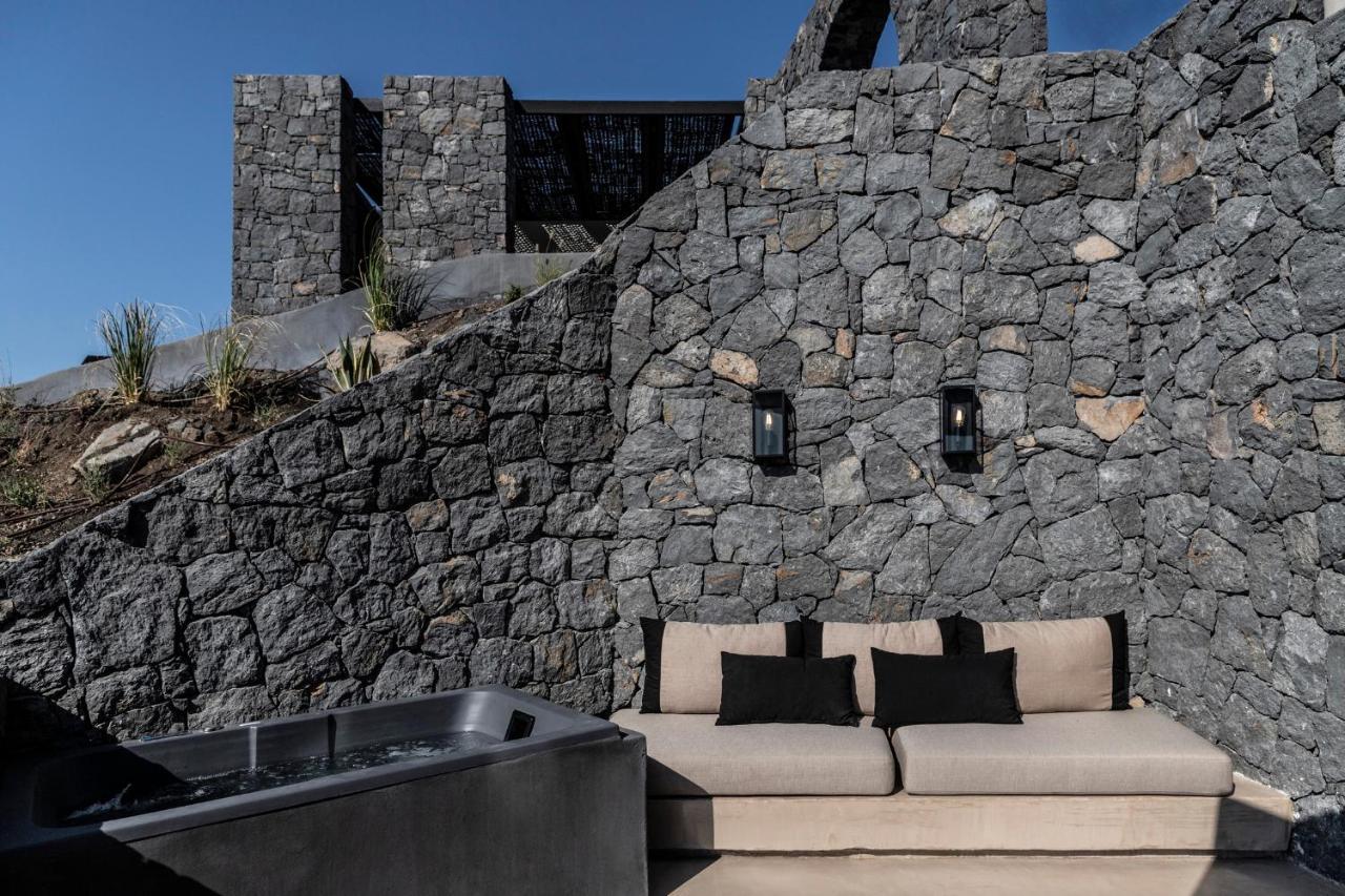Aparthotel Nimbus Santorini Oia  Exterior foto