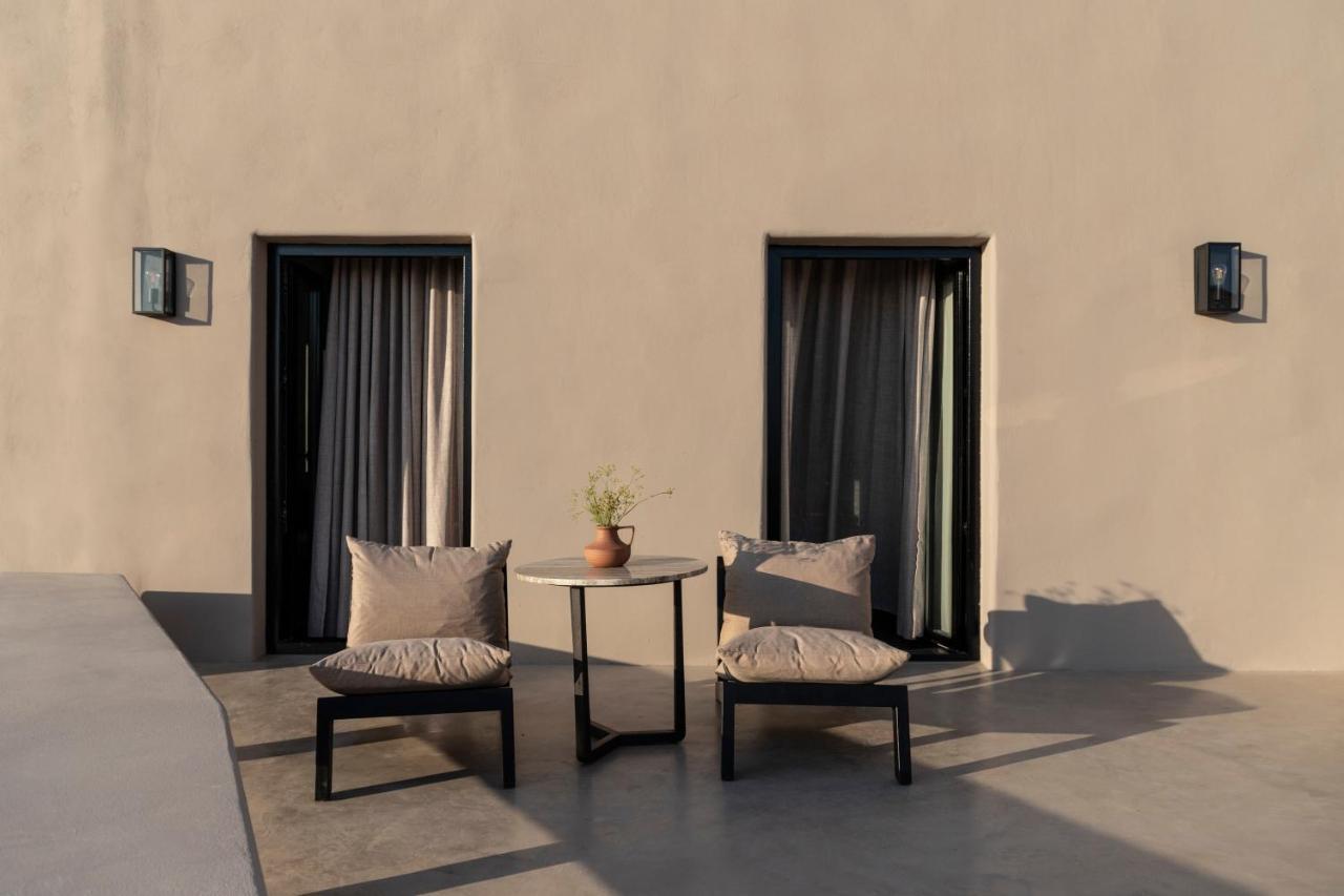 Aparthotel Nimbus Santorini Oia  Exterior foto